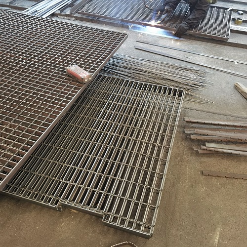 異形鋼格板鋼格柵提升港口運輸?shù)陌踩? /> 
</p>
1.
<h2>
	<strong><a href=