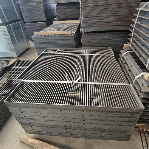 如何辨別劣質(zhì)鋼格板？看這4個(gè)細(xì)節(jié)，避免安全隱患！