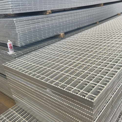 海上平臺防滑鋼格板：抗鹽霧腐蝕技術(shù)詳解！