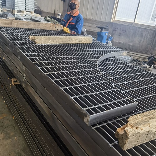 環(huán)保要求下，如何挑選符合標準的鋼格柵產(chǎn)品？