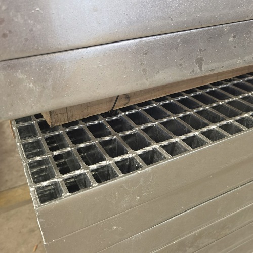 鋼格柵樣品檢測(cè)門道多，這些檢驗(yàn)項(xiàng)目別忽略