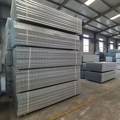 你以為它只是工廠標(biāo)配？鋼格柵的創(chuàng)意變身太驚艷了