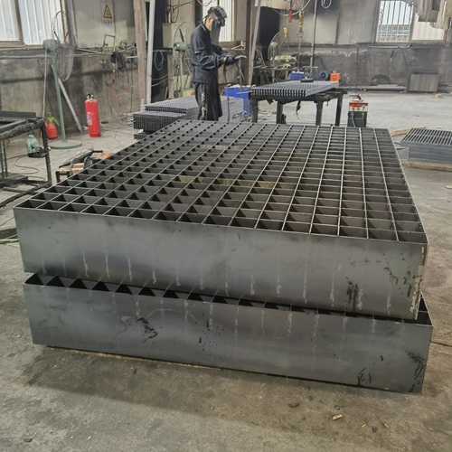 鋼格柵板型號(hào)怎么選？一篇講透