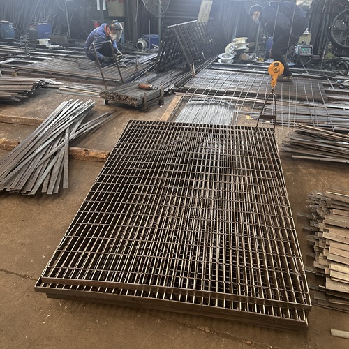 鋼格柵板的質(zhì)量檢測(cè)標(biāo)準(zhǔn)有哪些