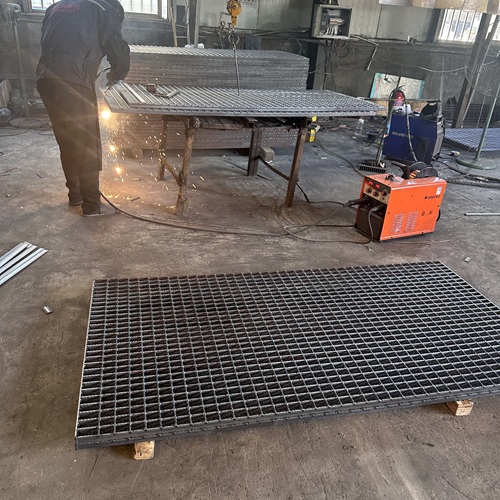 鋼格柵板如何防銹？這些處理方法很關(guān)鍵