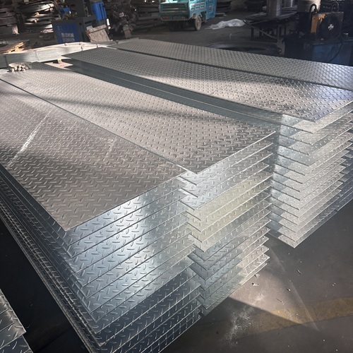 學校實訓(xùn)基地為何都用鋼格柵板