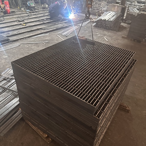 鋼格板后期維護省錢技巧定期保養(yǎng)很重要