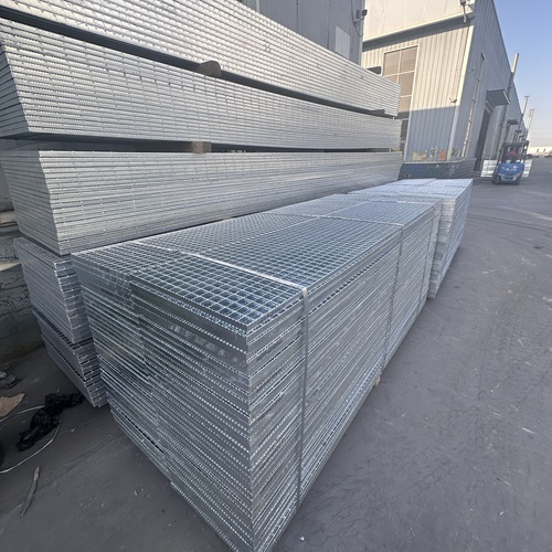 鋼格板的隱形實(shí)力揭秘，遠(yuǎn)比你想象的強(qiáng)大